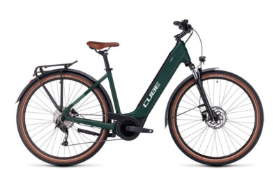 CUBE Touring Hybrid ONE 500 darkgreen´n´green